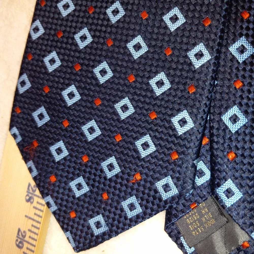 ECHO MEN'S TIE NECKTIE blue GEOMETRIC PRINT 100% SILK - MADE IN USA